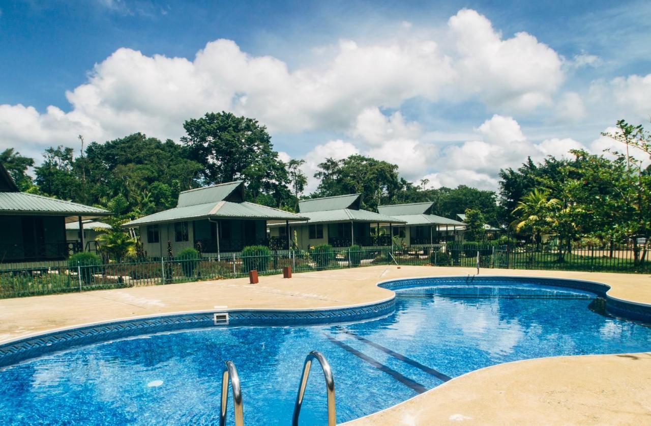 Overbridge River Resort Paramaribo Exteriör bild