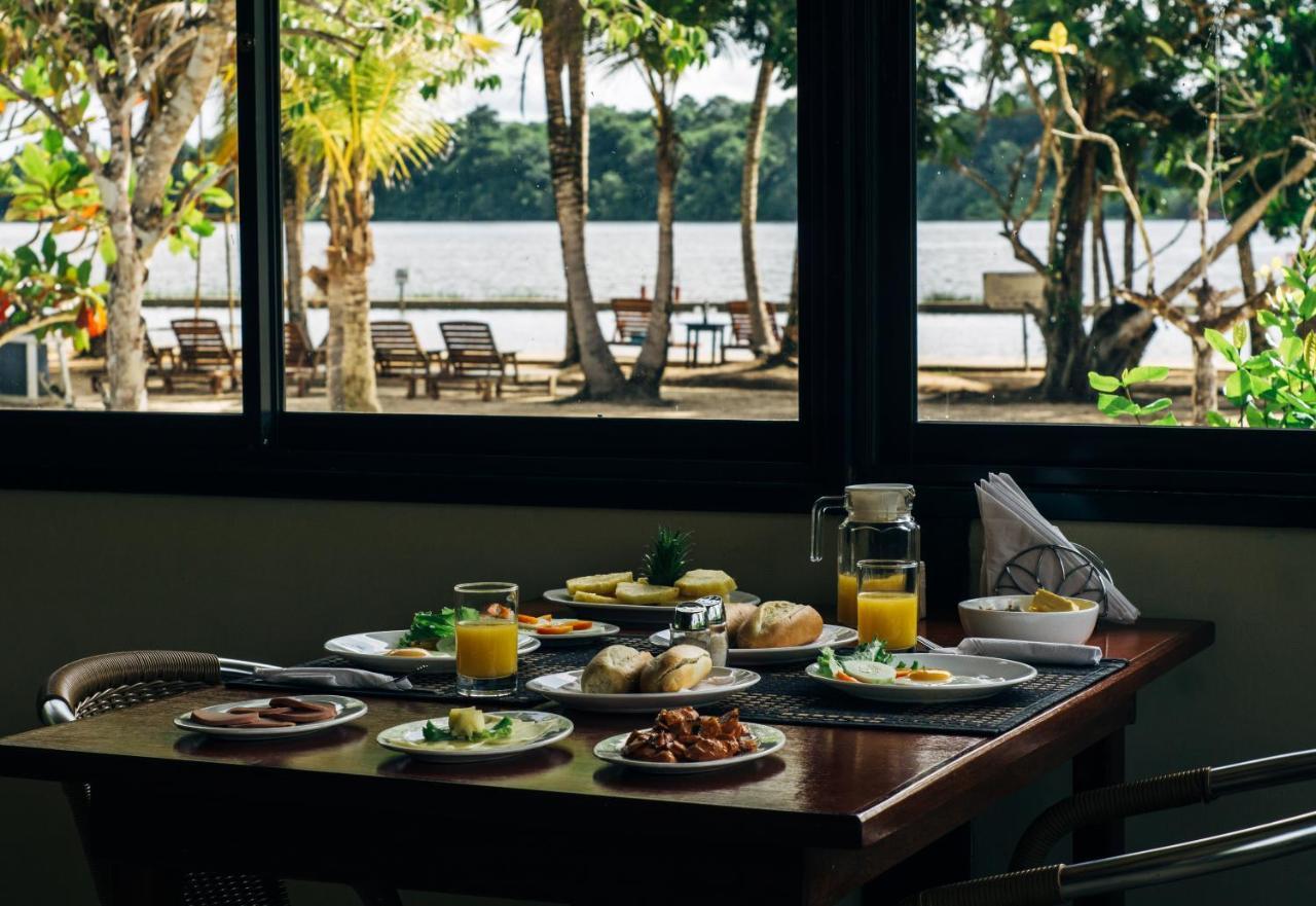 Overbridge River Resort Paramaribo Exteriör bild